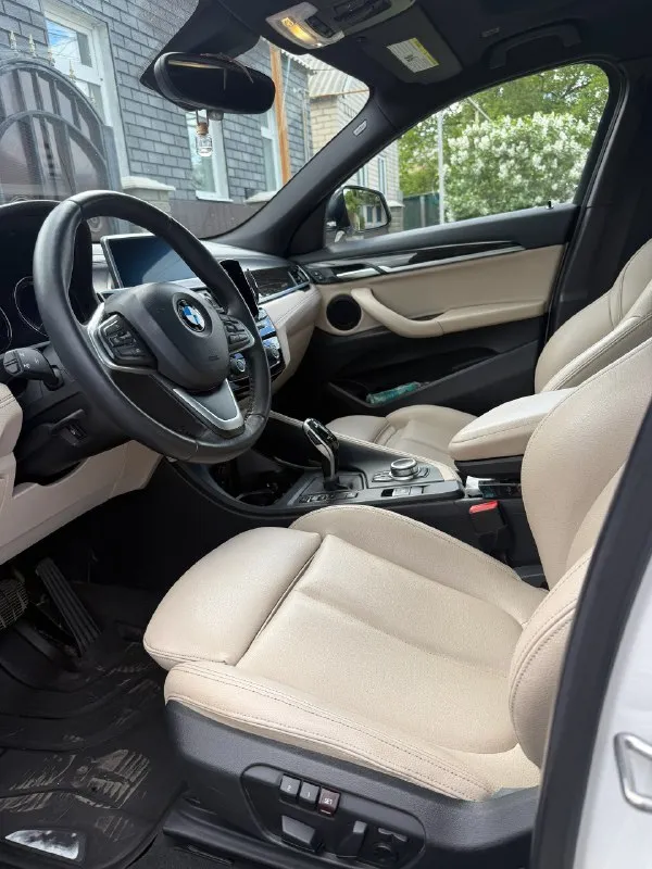 Шикарная машина с панорамным люком. машина для любителей данной марки. моментальный разгон и маневренность в городе. большой багажник. отличный звук в салоне. машина вложений не требует! bmw x2 2020 г. бензин полный привод пробег : 94000 мощность, л. с.: 231 модификация: 20i 2.0 xdrive ат (231 л. с.) салон • кожа • кожаный руль • люк цвет салона • светлый обогрев • передних сидений • зеркал • руля электростеклоподьемники • передние и задние электропривод • передних сидений • зеркал • складывания зеркал память настроек • передних сидений помощь при вождении • датчик дождя • датчик света • парктроник задний • парктроник передний • камера заднего вида • бортовой компьютер активная безопасность • экстренное торможение • обнаружение пешеходов фары • противотуманные • адаптивное освещение цена 3500000 обращаться по телефону 79591037323 📞 звоните: +7(959)1037323 - фотография - 4