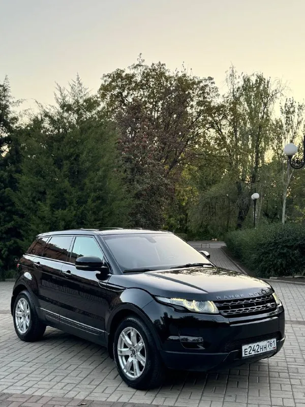 Range rover evoque 1.650.000🔥 таких цен в днр нет. 2014 год 2.2 дизель. 180.000 родного пробега машина после комплексного детейлинга! (химчистка-полировка) 2 ключа + брелок вебасты вся машина в заводском окрасе, кроме капота работает отлично радиаторы недавно мыли ! акпп работает отлично ходовая перебрана салон в отличном состоянии диски r 18 на новой резине мульти руль подогрев руля круиз контроль раздельный климат парктроники лобовое без трещин новый аккумулятор могу рассмотреть обмен (цена будет выше) макеевка +79496438443 📲 tg: @perekup_9999 📞 звоните: +7(949)6438443 - фотография - 3