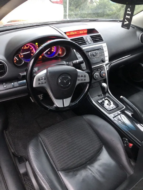 Продам mazda 6 gh спорт комплектаци 2008 года 2 литровый двигатель на автомат коробке передач пробег оригинальный 222 тыс км машина в идеальном состоянии для своих лет кузов не гнилое без коррозии без жучков двигатель коробка работают идеально ходовая тоже идеальный много чего заменили кондиционер дует хорошо по машине работает каждая кнопка без запретов без штрафов и т д с полным переоформлением цена 1000000 можно в телеграмм писать связь не очень тел +79494066500 📲 tg: @shifu2 📞 звоните: +7(949)4066500 - фотография - 10