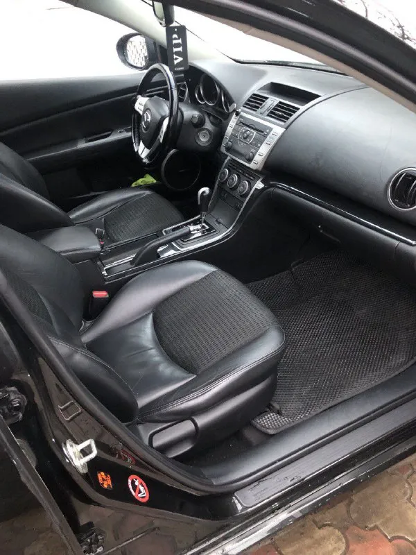 Продам mazda 6 gh спорт комплектаци 2008 года 2 литровый двигатель на автомат коробке передач пробег оригинальный 222 тыс км машина в идеальном состоянии для своих лет кузов не гнилое без коррозии без жучков двигатель коробка работают идеально ходовая тоже идеальный много чего заменили кондиционер дует хорошо по машине работает каждая кнопка без запретов без штрафов и т д с полным переоформлением цена 1000000 можно в телеграмм писать связь не очень тел +79494066500 📲 tg: @shifu2 📞 звоните: +7(949)4066500 - фотография - 9