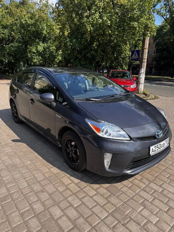 Срочно toyota prius 30 рестайлинг 113000миль пробег надежный авто ! цена за срочность 930 000 +79493002039 📲 tg: сергей 📞 звоните: +7(949)3002039 - фотография - 5