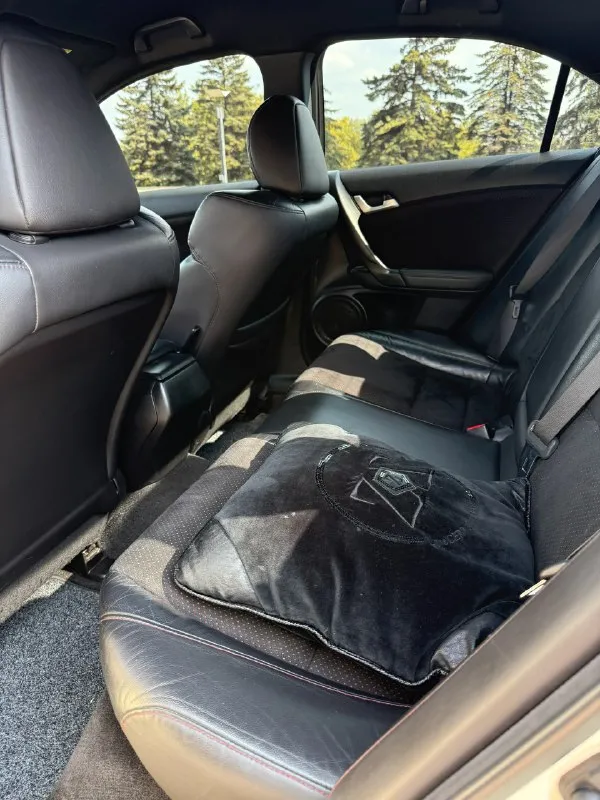 ⚡️ продам honda accord type s 2012 двигатель: 2.4 i-vtec(201 л. с) коробка:автомат топливо: бензин пробег: 132 000.км цена: 1 🍋 550 тыс. ₽ торг у капота машина в хорошем состоянии!по автомобилю не чего делать не нужно!готов ехать на любые проверки за ваш счет!автомобиль прошел полное то! переоформление в мрэо! комплектация эл. складывание зеркал двухзонный климат контроль круиз контроль система hands free bluetooth подогрев передних сидений парктроники перед, зад. диски 18 хорошая зимняя резина. машина в бронированной пленке хорошая акустика с сабвуфером адаптивные фары датчик дождя датчик света омыватель фар антибликовое зеркало заднего вида бортовой компьютер подогрев зеркал мультируль abs esp два ключа один собственник тел: +7-949-301-53-67 александр 📞 звоните: +7(949)3015367 - фотография - 9