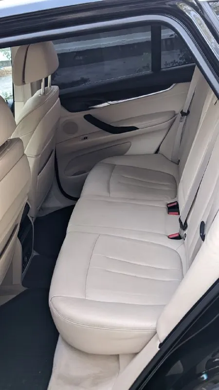 📢 продам bmw x5 f15 не бит не крашен 100%💥💥 можно и вкредит возможен обмен как у всех на обмен дороже цена 2🍋200тр 🔹год 2014 🔹двигатель 5.0 битурбо бенз. на500лс 🔹коробка: автомат 🔹учёт рф я хозяин любое оформление 🔹️пробег:157т. км цена 2🍋200тр торг звоните 🔹авто в хорошем состоянии не бита не крашена 100% ходовка супер двигатель и кпп работают отлично, кузов в идеальном состоянии, музыка, дачики мертвых зон, дачик света, дачик дождя, сигнализация, эл стеклоподъёмники и сидения ломайки сидения с обогрев додяжки дверей лазерные фары обогрев руля климат и мног всего т. д 🔹телефон :+79497396813(телеграм +7947396813) вацап +380714978907) 📲 tg: ваня костенко 📞 звоните: +7(949)7396813 - фотография - 9