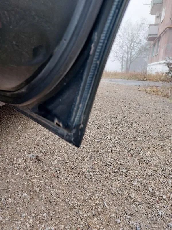 Продам автомобиль mazda xedos 6. в хорошем состоянии, 1999 года выпуска. бензин. кпп - механика. двигатель 1.6 (контрактный) не гнилая, дно и лонжероны целые пробег 240 т. км. цена 250 000 руб. торг уместен. телефон +7949 408 37 85 - фотография - 4