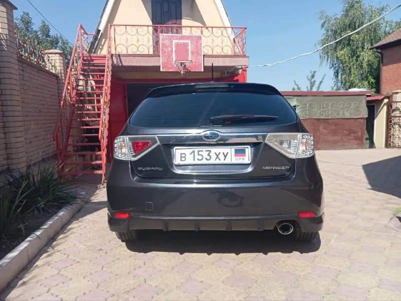 Продам subaru impreza 2.0 механика. комплектация sport. 2008 года выпуска. я первый и единственный хозяин за всю историю автомобиля, покупал ее с салона новую. наверное в наших реалиях это уникальный случай, достойный особого внимания. естественно автомобиль полностью обслужен, ухожен и всегда исправен, я вложил в него душу и время. пробег: 104 тыс. км. конечно оригинальный, подтвержденный сервисной книжкой. за всё это хочу 1.200.000 рублей. считаю это адекватной ценой за данный сохран автомобиля, который занимает особое место в моей жизни. донецк +79494882774 николай. звоните, все расскажу / покажу. готов на любые проверки и поездку в мрэо. торг конечно присутствует, но строго возле капота 📞 звоните: +7(949)4882774 - фотография - 6