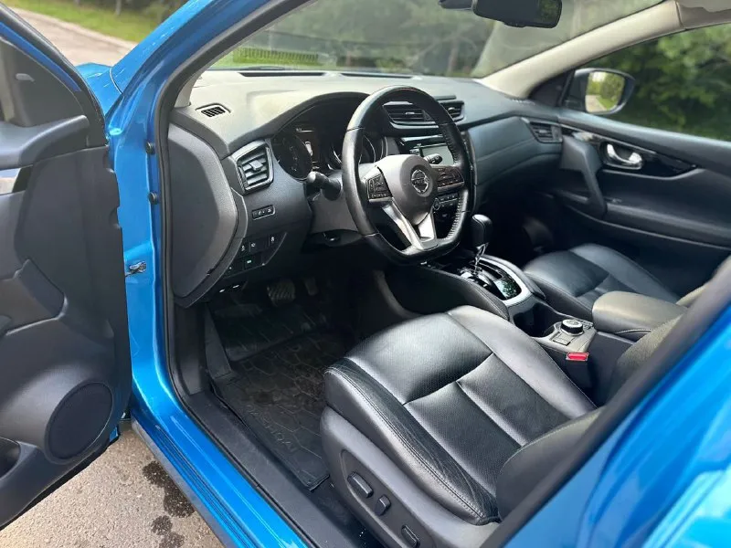 Nissan qashqai 2019 г. в. 2.0 полгный привод, акпп ✅ 3 хозяина ✅ пробег 133744 (оригинальный) ✅ эптс ✅ комплектация жир (все кроме люка) ✅ 1 окрас (крышка багажника) ✅ автотека 🌿🌿🌿 (в автотеке пробег 125800) ✅ техника в идеале 🧨🔥 работает все❗️❗️❗️ этот экземпляр для себя или в подбор, поедет с первого показа! на полном приводе! кузов превосходен, всего один окрас! техника и ходовка в идеале! 🔥 комплектация жирнющий жир (слепые зоны, удержание в полосе, камера 360, обогрев задних сидений и много чего еще) кристально чистые документы (образцовая зеленая автотека)! полный видео обзор по машине с замерами лакокрасочного покрытия и автотеку по запросу как всегда в лс! цена на автомобиль 1950 без торга! - фотография - 7