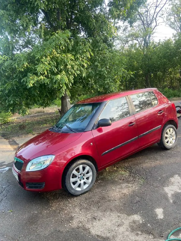 Skoda fabia 2007 htc хэтчбек -пробег 287000 -1.2 мотор бензин -мкпп -гур -передние стекло подьемники -регулировка руля -обогрев стекол -кондиционер кузов без гнили салон целый рф учет осмотр макеевка цена 450000 руб. тел. +79493363786 телеграмм - фотография - 3