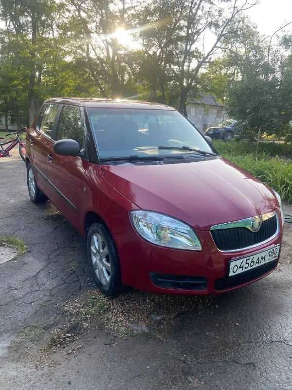 Skoda fabia 2007 htc хэтчбек -пробег 287000 -1.2 мотор бензин -мкпп -гур -передние стекло подьемники -регулировка руля -обогрев стекол -кондиционер кузов без гнили салон целый рф учет осмотр макеевка цена 450000 руб. тел. +79493363786 телеграмм - фотография - 8