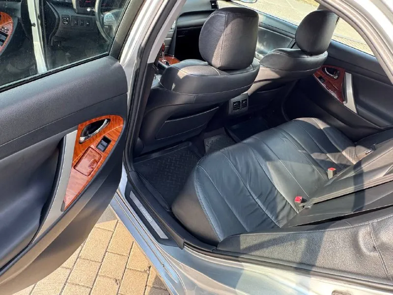 Продам срочно сtoyota camry 243.000км 2.4 живая не гнилая мотор коробка без нареканий в хорошей комплектации климат рабочи ходовка как мячик машина в очень хорошем состоянии для своих лет без дтп мотор масло не есть авто без вложений сель и поехал все остальные вопросы по телефону звоните пишите ! +7949-467-65-94 цена 870.000торг - фотография - 6