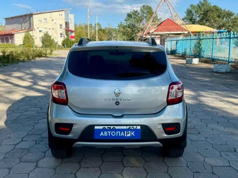 🇫🇷 renault sandero stepway 💰цена: 1 300 000р. 🏢город: мариуполь 📅год выпуска: 2020 🧾пробег: 47 140 км. ⚙️двигатель: 1.6 16v. ⛽топливо: бензин ⚙️кпп: механика 📞 телефон: +7-949-551-91-52 +7-949-727-41-51 +7-989-263-55-56 💾 о. .. инал. ✅ куплена в январе 2021. ✅ оригинальный пробег. ✅ родная краска 100% ✅ максимальная комплектация. самый лучший двигатель в линейке renault н4м 1.6 16-клапанный, простой и надёжный, коробка переключает идеально. салон как в новой машине. вложений не требует никаких. кондиционер ❄️, полный электропакет, гур, abs, птф, центральный замок, два ключа, рейлинги на крыше, круиз-контроль, красивые литые диски на родной резине continental. улица шевченко 2️⃣6️⃣9️⃣ 🏦 возможна продажа в кредит по двум документам. - фотография - 5