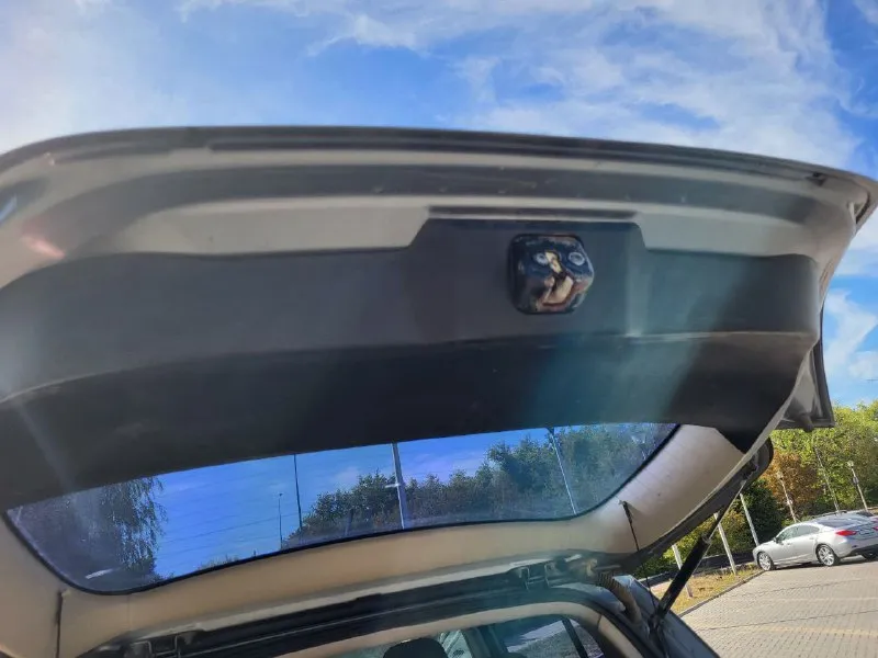 Nissan tiida (ниссан тиида) 2008 год, в хорошем состоянии, два хозяина и чистая автотека. двигатель 1.6 на механике, работают отлично, ходовая вся сделанная, кузов очень достойный, новая резина. много лет в одних руках, хозяйская машина. всё работает как надо. цена 620000 рублей, торг. донецк +79494077671 николай - фотография - 10