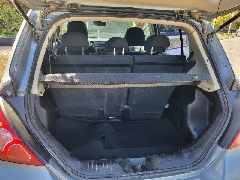 Nissan tiida (ниссан тиида) 2008 год, в хорошем состоянии, два хозяина и чистая автотека. двигатель 1.6 на механике, работают отлично, ходовая вся сделанная, кузов очень достойный, новая резина. много лет в одних руках, хозяйская машина. всё работает как надо. цена 620000 рублей, торг. донецк +79494077671 николай - фотография - 8