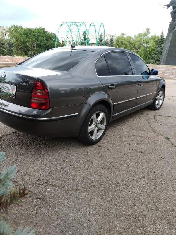 Продам автомобиль шкода суперб 2005 г. в. двигатель 1.9 tdi в хорошем состоянии! цена 825 000 руб. тел. +79493039338, телеграмм - фотография - 3