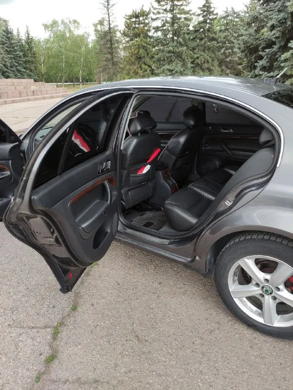 Продам автомобиль шкода суперб 2005 г. в. двигатель 1.9 tdi в хорошем состоянии! цена 825 000 руб. тел. +79493039338, телеграмм - фотография - 7