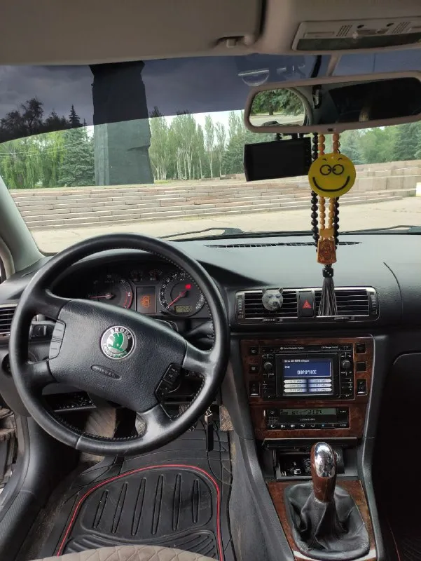 Продам автомобиль шкода суперб 2005 г. в. двигатель 1.9 tdi в хорошем состоянии! цена 825 000 руб. тел. +79493039338, телеграмм - фотография - 9