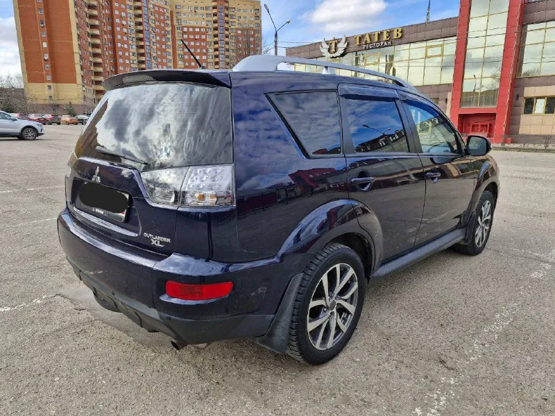 Mitsubishi аутлендер xl. 2.0 акпп 2010г. в. рестайлинг. отличное состояние как внешне, так и технически. чистый ухоженный салон. автомобиль не требует срочных вложений. двигатель работает без посторонних звуков. не дымит. кпп без пинков и рывков. по ходовой тоже без каких либо замечаний. автотека полностью зелёная без дтп и расчетов. заинтересованным скину бесплатно по запросу, если нужно. юридически чистая без ограничений. могу присутствовать с вами в гибдд для перерегистрации. продажа за наличные. обмен не интересует. комплект зимней резины отдам с автомобилем. более подробно расскажу по телефону. авто в кировском районе донецка. цена 1 220 000 р. торг возле автомобиля. +79491452569 вадим. звоните договоримся. 📲 tg: @july_prosmm 📞 звоните: +7(949)1452569 - фотография - 4