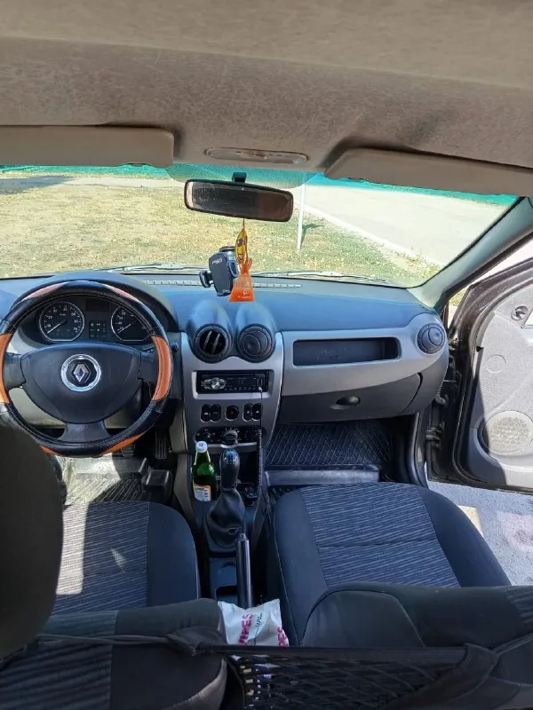 Продам renault logan 1.6 рест 2011год в отличном состоянии. звоните по +7(949)3314833 нахожусь в г.... - фотография