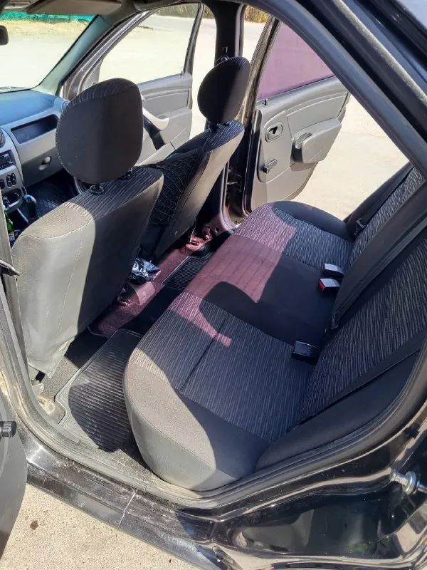 Продам renault logan 1.6 рест 2011год в отличном состоянии. звоните по +7(949)3314833 нахожусь в г. амвросиевка осмотр в любое время. цена 515тыс руб торг простая надежная машинка состояние сел и поехал. салон чистый кузов не гнилой не ржавый. звоните договоримся. (собственник) 📞 звоните: +7(949)3314833 - фотография - 3