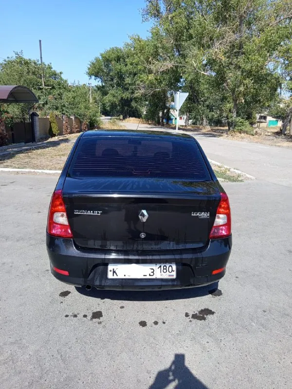 Продам renault logan 1.6 рест 2011год в отличном состоянии. звоните по +7(949)3314833 нахожусь в г. амвросиевка осмотр в любое время. цена 515тыс руб торг простая надежная машинка состояние сел и поехал. салон чистый кузов не гнилой не ржавый. звоните договоримся. (собственник) 📞 звоните: +7(949)3314833 - фотография - 6