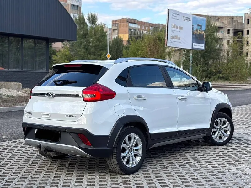 Chery tiggo 2 2018 год первый хозяин состояние автомобиля идеальное кузов в отличном состоянии не бытий не крашеный все детали заводские в техническом плане всё на 5+ коробка полноценный автомат работает отлично 1.5 ходовая без дефектов готовы на любые проверки за ваш счёт пробег родной 77.000 салон в в идеальном состоянии максимальная комплектация планшеты, климат, камеры и много чего ещё по документам полный порядок срочно продажа и обмен +7(949)-943-78-84 мобильный возможен обмен предложение в лс или по телефону макеевка-донецк 📲 tg: денис 📞 звоните: +7(949)9437884 - фотография - 6