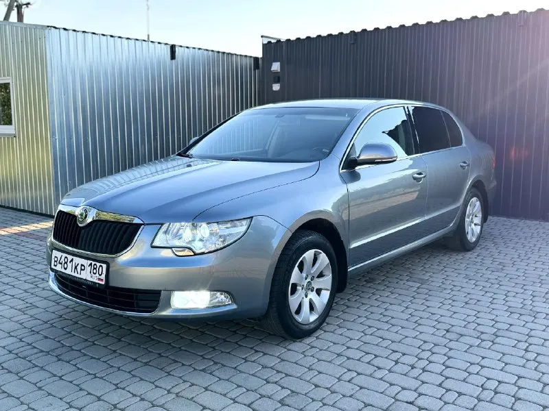 💶 цена:1.330🍋 📮 город: донецк 🚘 марка / модель: skoda superb 📅 год выпуска: 2012 📊 пробег: 140 000 ⛽ двигатель (тип, объем, мощность): 1.8tsi 🔧 тип кпп: механическая 👨‍⚖ владельцев в птс: 1 ⏳ срок владения: 13 лет 📝 описание:в моей семье с салона нареканий нет готов к любым проверкам на вашем сто за автомобиль не стыдно есть незначительные сколы лкп торг присутствует ☎ контактный телефон: +79493637752 - фотография - 4