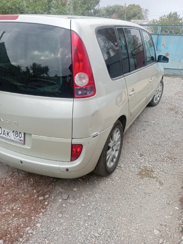 Renault эспейс 4 2005 года. 2.0 бензин. плюс стоит пропан, вписан в птс. пятиместный, два комплекта резины с дисками. лето-17, зима -16 дюймов. 500000 руб. +7 949 338 47 25 владимир. машина в горловке. 📞 звоните: +7(949)3384725 - фотография - 4