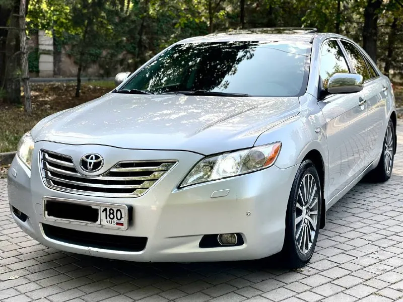 🚀 один владелец 🔥 птс оригинал ! ❇️ чистая японка ! 🏯 tayota camry 40 🇯🇵 с надежным мотор 2.4 бензин и хорошей 🚀aisin ✅ приобреталась в автосалоне города 🏯донецка авто совершенно местное ! ❇️ сейчас стоит на 180 регионе своевременно обслуживание машины ! имеется три ключа сигнализация с автозапуском магнитола с навигацией и камерой заднего вида рабочей, что очень помогает парковаться ! обслуженный совсем не давно газовое оборудование ходовая огонь 🔥 имеется два комплекта колес зима-лето зима на r16 лето на красивых r17 гаражное хранение по кузову имеются возрастные моменты есть притертости не стали убирать все эти моменты так как родная краска ! крашено всего два элемента на авто просто косметика ничего критичного! все легко можно проверить пробег 260.000км автотека 🌿 год выпуска 2007 по документам оформлена на меня я вледелец ! приветствуется полное переоформления и сопровождения в мрэо ! цена 995.000₽ приятный торг у капота автомобиля ! звоните по номеру телефона : +7-949-378-26-62 - фотография - 10