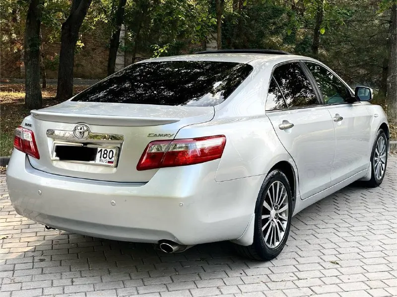 🚀 camry40 один владелец 🔥 птс оригинал ! ❇️ чистая японка ! 🏯 tayota camry 40 🇯🇵 с надежным мотор 2.4 бензин приобреталась в автосалоне города 🏯донецка авто совершенно местное ! ❇️ сейчас стоит на 180 регионе своевременно обслуживание машины ! имеется три ключа сигнализация с автозапуском магнитола с навигацией и камерой заднего вида рабочей, что очень помогает парковаться ! обслуженный совсем не давно газовое оборудование ходовая огонь 🔥 имеется два комплекта колес зима-лето зима на r16 лето на красивых r17 гаражное хранение по кузову имеются возрастные моменты есть притертости не стали убирать все эти моменты так как родная краска ! крашено всего два элемента на авто просто косметика ничего критичного! все легко можно проверить пробег 260.000км автотека 🌿 год выпуска 2007 по документам оформлена на меня я вледелец ! приветствуется полное переоформления и сопровождения в мрэо ! цена 995.000₽ приятный торг у капота автомобиля ! звоните по номеру телефона : +7-949-378-26-62 - фотография - 2