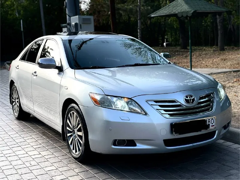 🚀 camry40 один владелец 🔥 птс оригинал ! ❇️ чистая японка ! 🏯 tayota camry 40 🇯🇵 с надежным мотор 2.4 бензин приобреталась в автосалоне города 🏯донецка авто совершенно местное ! ❇️ сейчас стоит на 180 регионе своевременно обслуживание машины ! имеется три ключа сигнализация с автозапуском магнитола с навигацией и камерой заднего вида рабочей, что очень помогает парковаться ! обслуженный совсем не давно газовое оборудование ходовая огонь 🔥 имеется два комплекта колес зима-лето зима на r16 лето на красивых r17 гаражное хранение по кузову имеются возрастные моменты есть притертости не стали убирать все эти моменты так как родная краска ! крашено всего два элемента на авто просто косметика ничего критичного! все легко можно проверить пробег 260.000км автотека 🌿 год выпуска 2007 по документам оформлена на меня я вледелец ! приветствуется полное переоформления и сопровождения в мрэо ! цена 995.000₽ приятный торг у капота автомобиля ! звоните по номеру телефона : +7-949-378-26-62 - фотография - 9