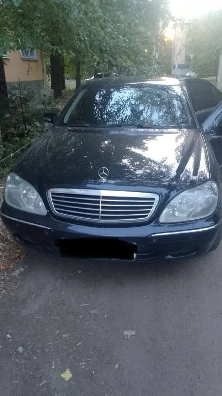 Продам mercedes бенц w220 s 500 long, 2001 г. в., американец, автомобиль на пневме ( пневма без нареканий) двигатель м 113 v 8, миллионик, пробег 340 тыс. км. , в хорошем состоянии. требует небольших вложений по ходовой части. для своих лет в хорошем состоянии. цена 900000, торг. тел. : +79493077486 📍 город: донецк 📞 телефон: +79493077486 📲 tg: елена 📞 звоните: +7(949)3077486 - фотография - 2