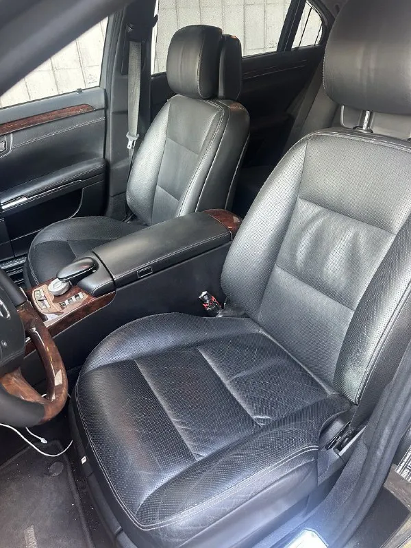 Продам: mercedes benz s klass год: 2010 объем: 5.5 (388л/с) пробег: 280.000 привод: задний собственник, автомобиль чист, без штрафов, залогов, осмотр в макеевке или по договорённости. цена: 1.9 🍋 - самым быстрым отличный торг, любые предложения 🔥 продажа в связи с приобретением другого автомобиля. остальные вопросы: моб. : +79495084061 тг: +380715084061 📲 tg: ваня 📞 звоните: +7(949)5084061 - фотография - 5