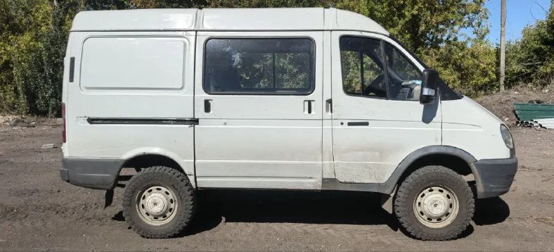 Продам соболь 2007 г. 2.5 машина техники полностью исправна стоят новые карданы все 3 рессоры раздатка двигатель масло не есть работает как часы ▶️смотреть больше фото◀️ 📞 звоните: +7(949)6929130 - фотография - 5