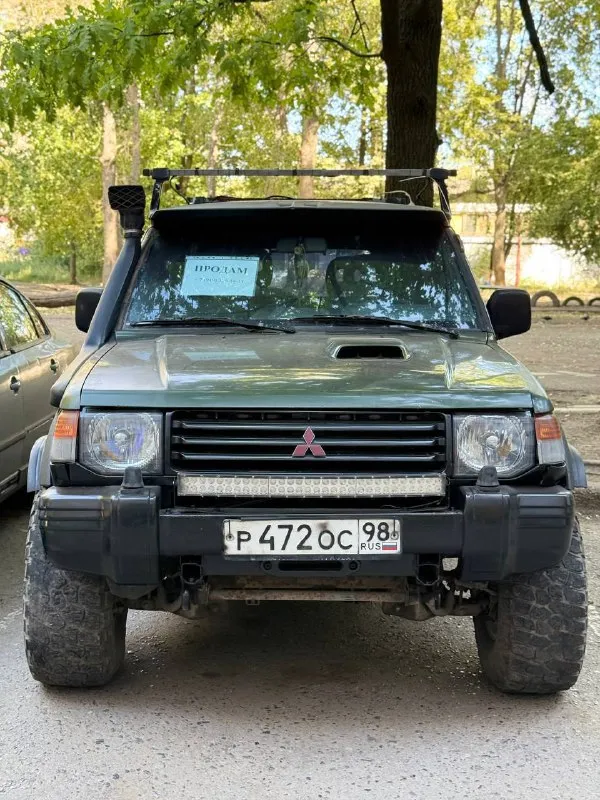 Продам. mitsubishi pajero 2. двигатель: 2.8 год: 1997 цена: 450 000 вопросы по телефону: +7 949 356... - фотография
