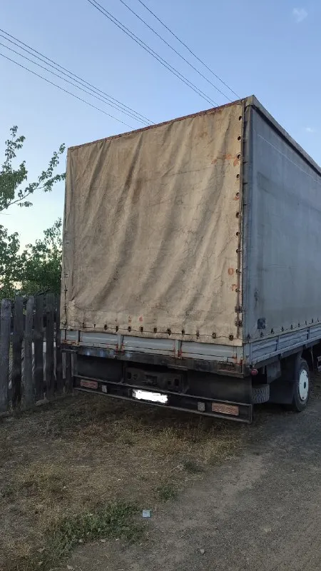 Продам на запчасти маз 4370 зубренок задний мост в сборе 65000 передняя балка 20000 тент в хорошем состоянии 20000 кузов 10000 кабина 10000 спойлер на кабину 4000 рессоры по 10000 за пачку колеса в сборе 15000/шт состояние резины отличное. бак 250л 6000 аккумуляторы 06.2023г 130а 3000р/шт в наличии 2шт ящик под инструменты 3000 ящик для аккумуляторов 3000 кардан 8000 рулевой редуктор 12000 сцепление д245 корзина и диск 5000 стартер д245 5000 двигателя и коробки нет. все остальное в наличии как на фото. находится в георгиевке. целиком цена будет 180000. торг. на раме часть вин кода не читается. машина приехала своим ходом. все работало в норме. +79591353697 +79591614673 📞 звоните: +7(959)1353697 - фотография - 4