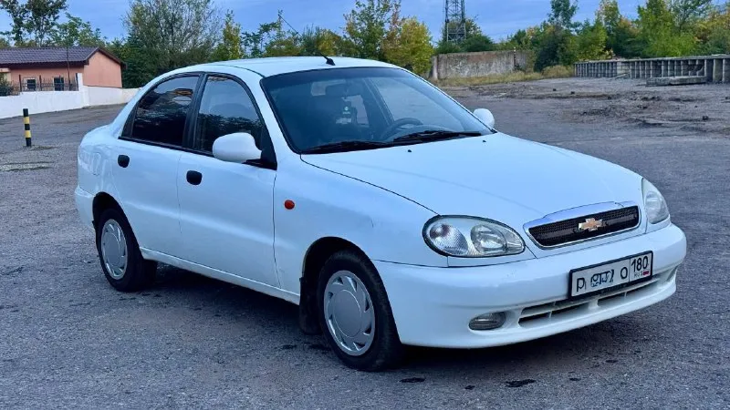 Chevrolet lanos 2012 цена 240 000 (торг) машина 2012 года. пробег 190 тыс. км. 1,5 л. механика двига... - фотография