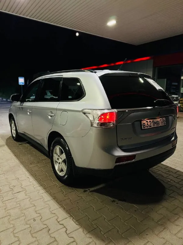❗️❗️❗️срочно❗️❗️❗️ mitsubishi outlander 2012 г. в. ✅двигатель 2.4 ✅коробка вариатор ✅авто в хорошем состоянии. ✅кожаный салон, электрорегулировки сидений, мультируль, подогревы сидений, мультимедиа, камера заднего вида, круиз контроль, датчик дождя, света. цена 1100000т. р. 📞📞☎️+79494009366 - фотография - 3