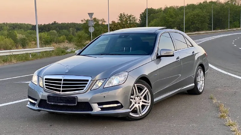 Mercedes benz w212 автомобиль в идеальном состоянии, не бит не крашен! готов на любые проверки за ва... - фотография