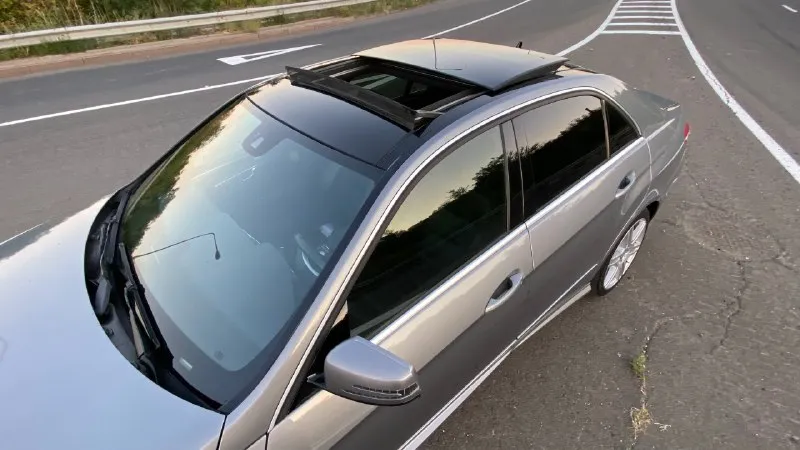 Mercedes benz w212 автомобиль в идеальном состоянии, не бит не крашен! готов на любые проверки за ваш счет! весь передок со стойками, ручками и зеркалами в качественной броне пленке. автомобиль весь обслужен, не требует ни малейших вложений, масла и фильтра новые. максимальная комплектация. amg обвес заводской. amg диски оригинал r18! панорама!двигатель и коробка работают идеально, двигатель без турбин самый надежный атмосферный. (двигатель 276.952 чугунный) кто знает тот поймет, в паре с коробкой автомат 7g-tronic. кузов в идеальном состоянии салон как новый ни потертостей ни дыр, в салоне не курят. в общем приезжайте на осмотр и сами убедитесь в качестве этого автомобиля! с документами полный порядок любой вид оформления. двигатель 3.5 (бензин) коробка автомат год 2012 цена 1.650.000₽ торг присутствует только при осмотре автомобиля! 📱+79494748264 +79886224342 телеграмм ⬆️ вотсап ⬆️ 📞 звоните: +7(949)4748264 - фотография - 5