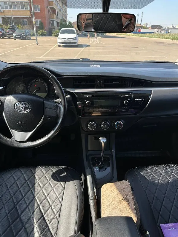 Продаю тоyota corolla 2015 г. в автомат в идеальном состоянии не бита не крашена не подкрашена 200% 134.000 родного подверженного пробега нет ни сколов ни вмятин ни царапин все стекла родные включая лобовое работает каждая кнопочка все фильтра и масла заменены надежное ухоженное авто с прозрачной историей из недостатков ( подмят порог 10см на фото видно ) хозяин цена 1.410.000 тогда нет тел +7 (949) 630-76-48 +79051013325 +380950317809 телеграмм 📲 tg: @marinka3281 📞 звоните: +7(949)6307648 - фотография - 5