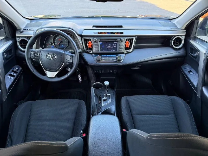 Продам toyota rav4 2.0 бензин год выпуска 2013 состояние идеальное. без вмятин царапин и рыжиков сервисные книги. сигнализация pandora парктроники камера заднего хода вложений не требует! любое оформление! я втарой хозяин! салон не затертый не порваный авто полностью обслужена до мелочей полный привод работает! мотор работает ровно. коробка переключает идеально климат контроль работает все жидкости заменены! стекла все родные каждая кнопка работает) цена 1.790₽ торг. +7-949-794-46-27 остольные вопросы по телефону звоните в любое время. - фотография - 9