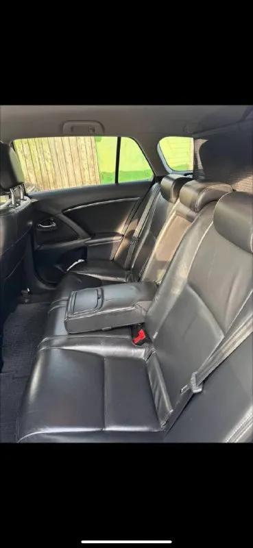 Toyota avensis 2011 2.2 дизель акпп двигатель d-сat 2,2 d пробег 262 тыс. км кoмфopтaбeльный авто с объемным багaжником. резина рirelli. резина зимы. есть вся подтверждающая документация. пригнан в 22 году из польши. на днр номерах, не пятилетка!!! обмен на кроссовер!!! заменены подушки двигателя и тормозные диски. резина в комплекте стоимость 1.010.000₽ торг+79497394547 - фотография - 5