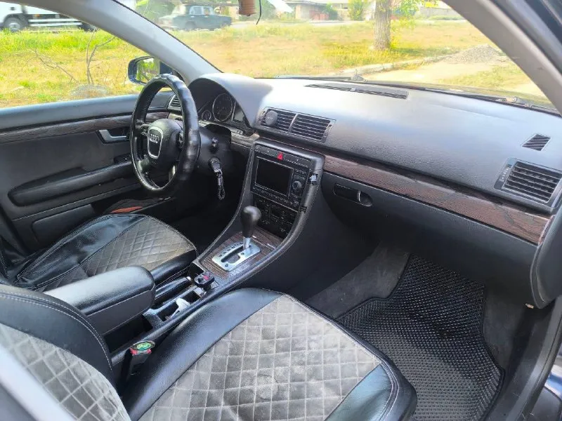 Audi a4 b7, 2,0turbo🔥 ✅двигатель 2,0tfsi, 200л. с.🚀, бензин⛽ передний привод, коробка автомат❗ ✅комплектация base : 🔥двух зонный климат контроль, 🔥кожанный мульти руль, 🔥подогрев сидений, 🔥штатный ксенон, 🔥круиз контроль, 🔥airbag: фронтальные, коленные, боковые передние и задние, 🔥активная безопасность: антипробуксовка тормозов, антипробуксовка, курсовая стабилизация, 🔥сабвуфер+8 динамиков, ✅состояние: автомобиль в нормальном техническом состоянии, на пробеге 249т. км. , 1000км назад была замена масла. внешне по кузову есть кое какие моменты. напомню, что новым автомобиль был в 2004году. ✅дополнительно: данный автомобиль прекрасно сочетает в себе мощность, комфорт, надёжность и стоимость, на автомобиле езжу по сей день. ❗️стоимость данного авто 650.000₽ + хороший торг❗️ +79595531636 данил +79591054683 юлия 📞 звоните: +7(959)5531636 - фотография - 3