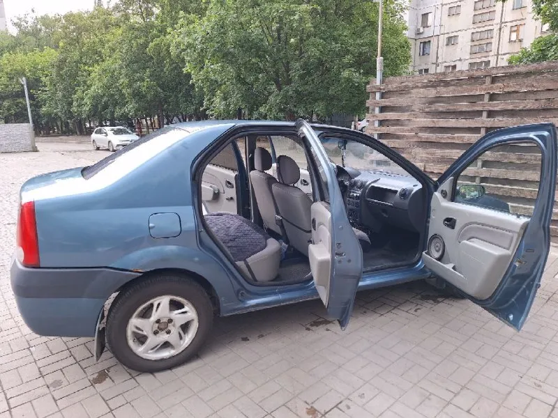 ‼продам dacia logan дача логан‼ ✅2007 год ✅193 тыс пробега ✅двигатель 1.4 бензин, газ ✅механика ✅по комплектации: гур, сигнализация, музыка (usb, aux), стоит новая летняя резина, передние элекстростеклоподъемники, электрозеркала, обогрев заднего стекла. есть вопросы по замкам! нужно делать заднюю левую арку, дно целое, правый порог подмятый! газ вписан в птс, но им нужно заниматься! я собственник, владею 2 года!остальные вопросы по телефону. 🔥цена: 260 тыс. рублей, торг🔥 осмотр г. луганск, +79591660036 виталий 📞 звоните: +7(959)1660036 - фотография - 3