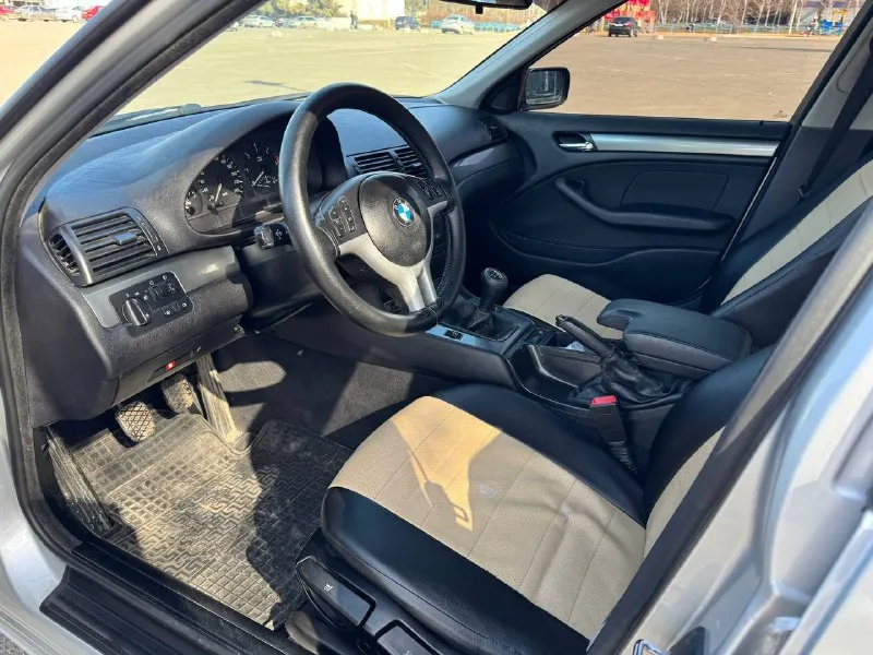 Срочно! торг есть пока есть интересующий меня вариант в продаже! обмена нет! продам bmw e46 рестайлинг 2003 г 320d пробег: 213т коробка: механика двигатель m47n 204d4 110 кв 150 лс за последний год сделано: - топливные насос pierburg -стойки передние sachs -передние рычаги и сайлентблоки lemforder -заменено сцепление с корзиной на luk, выжимной, подушки коробки lemforder, масло ( маховик в порядке) -замена подвесного подшипника кардана swag - замена всех сайлентблоков рекудктора lemforder - заменены свечи beru -заменен демпфер коленвала corteco - 2т назад замена масла и всех фильтров ставил только лучшее из аналогов остались вопросы по лкп, есть небольшой стук в рейке на не заведенной машине, скоро нужно будет менять диски+ колодки сзади цена: 650 тыс. руб тг: @nikeman90 осмотр : донецк - фотография - 7