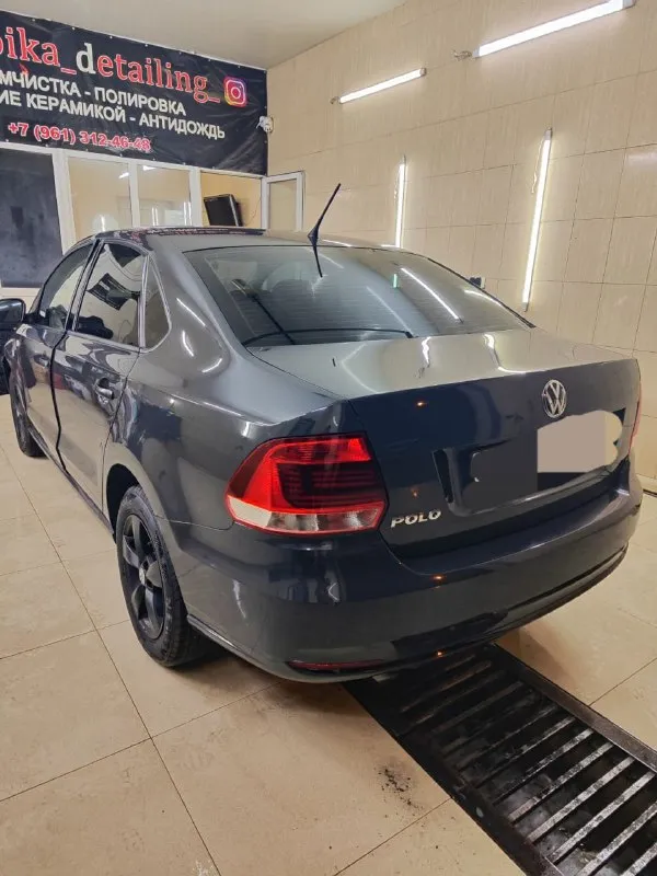 Продам volkswagen polo 2016 год, 1,6 6ступенчатый автомат, пробег 177 тысяч, то проведено, машина на новой резине, кондиционер работает как надо. Цвет авто очень красивый и редкий в нашем регионе. Цена данного авто 930 тысяч. Торг минимальный. Осмотр макеевка телефон для связи +79495080878 - фотография - 10