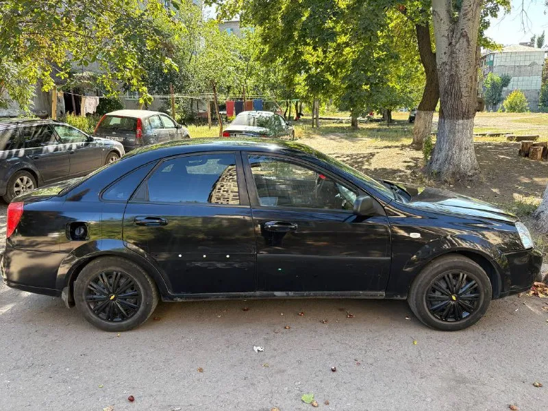 Продам chevrolet лачети 1.6, 2006г, на ходу, документы в порядке, пробег 223000км цена 360к тогр горловка, +79494437049 📲 tg: @stepchik7 📞 звоните: +7(949)4437049 - фотография - 2