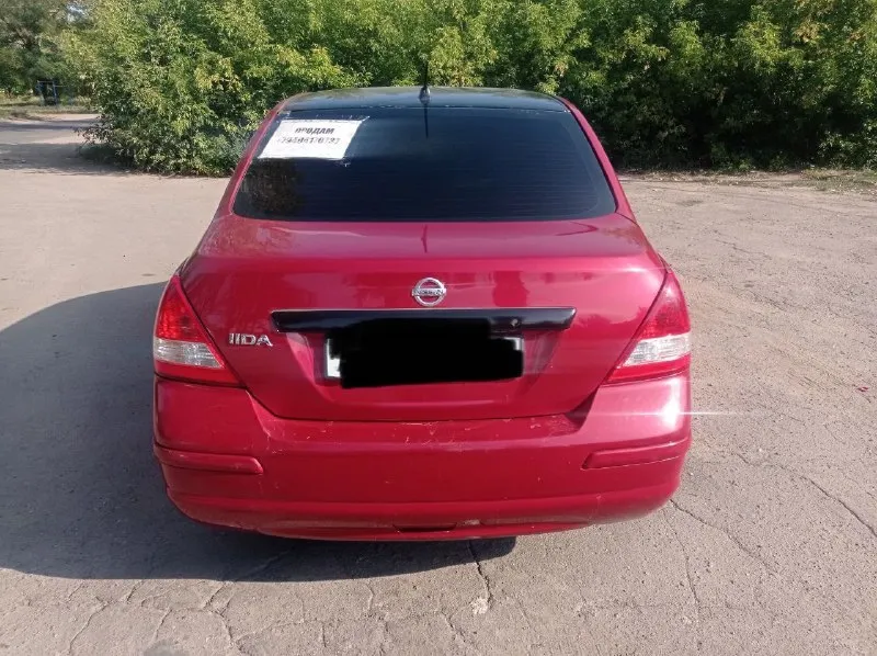 Продам nissan tiida 1.6 2010 года. пробег 260 тысяч. машина хорошая, вложений не требует, сел поехал. ходовая новая, масло менялось вовремя. недавно были обслужены тормоза в круг. мультируль, кондиционер (заправлен) все электростеклоподьемники, подогрев передних сидений, андроид магнитола электро зеркала. коробка механика. цена 550 тысяч +79494170737 - фотография - 3