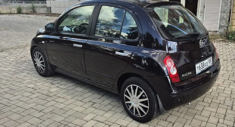 Nissan micra 2010г мотор 1.4 + акпп. пробег 115т. км официальный автомобиль, покупался в донецке у дилера " алекс " максимальная комплектация- без ключевой доступ, датчик дождя + света, подогревы сидений, противотуманные фары, климат контроль, сенсорная магнитола + usb + навигация. полный комплект документов и ключей с салона. присутствуют мелкие сколы и царапины, машина не новая. технических проблем нет. продажа с переоформлением. осмотр в донецке цена 630т. р +79497031476 - фотография - 2