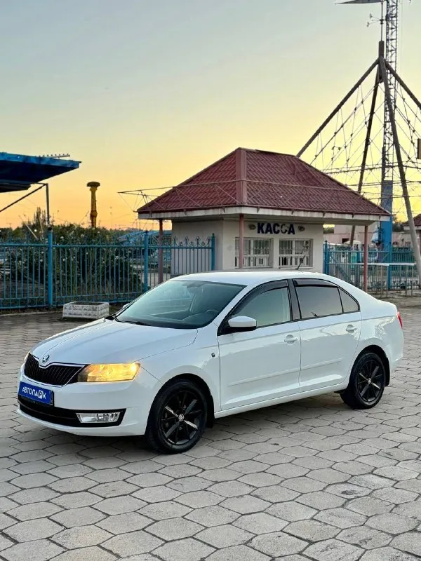 🚙 skoda rapid 💰цена: 990 000р. 🏢город: мариуполь 📅год выпуска: 2017 🧾пробег: 148 450 км. ⚙️двигатель: 1.6 ⛽топливо: бензин ⚙️кпп: механика 📞 телефон: +7-949-727-41-51 +7-989-263-55-56 +7-949-551-91-52 💾 описание: всеми любимый, проверенный временем -. .. ackground-image:url('//telegram. org/img/emoji/40/e29c85.png')">✅ лифтбэк - огромный багажник. ✅ надежный двигатель. ✅ маленький расход топлива. ✅ подтвержденный пробег. ✅ южная эксплуатация. климат-контроль ❄️ (работает отлично), кожаный мульти-руль, электропакет, abs, airbag, птф, усилитель руля, центральный замок, штатная магнитола с bluetooth, подогрев сидений, оригинальные литые диски 16-го радиуса, подлокотник, бортовой компьютер. улица шевченко 2️⃣6️⃣9️⃣ 🏦 возможна продажа в кредит по двум документам. - фотография - 3