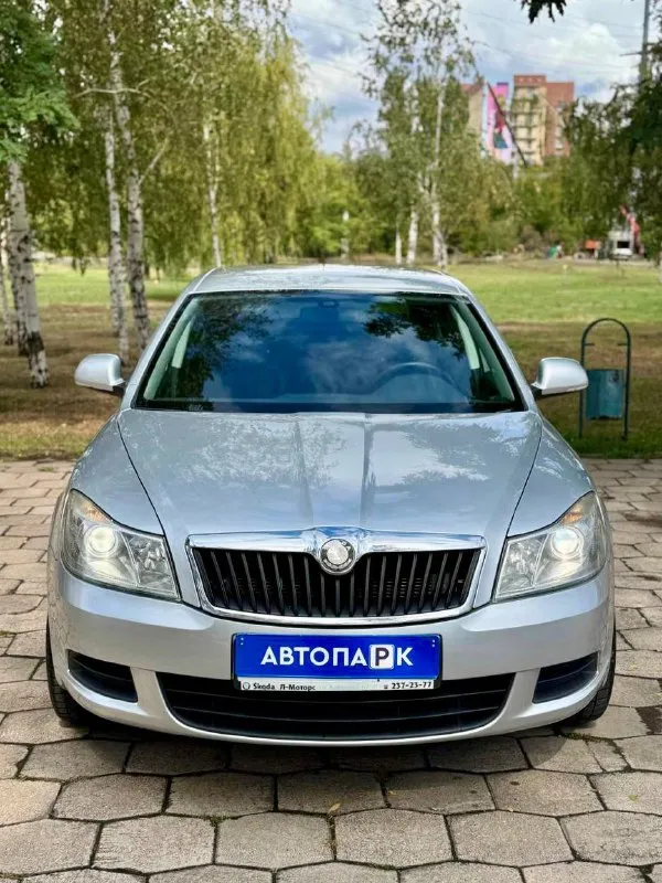🇨🇿 skoda octavia a5 💰цена: 1 030 000р. 🏢город: мариуполь 📅год выпуска: 2009 🧾пробег: 196 625 км. ⚙️двигатель: 1.6 ⛽топливо: бензин ⚙️кпп: механика 📞 телефон: +7-949-551-91-52 +7-949-727-41-51 +7-989-263-55-56 💾 описание: - фотография - 2